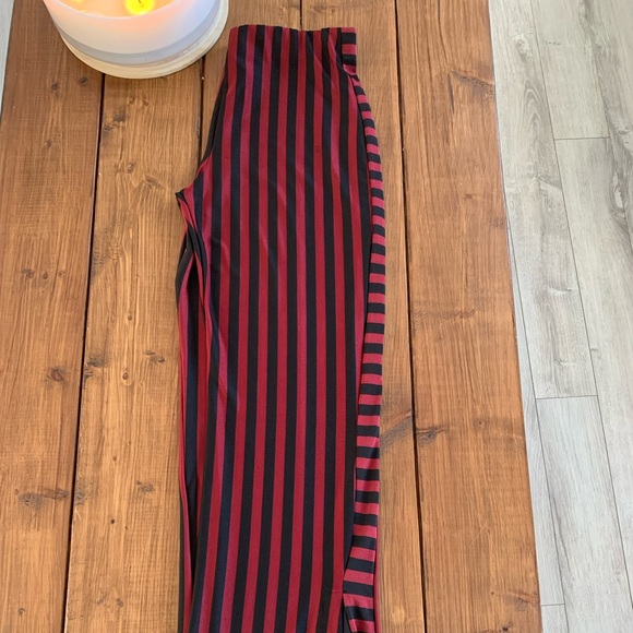Zara pants - Picture 1 of 4